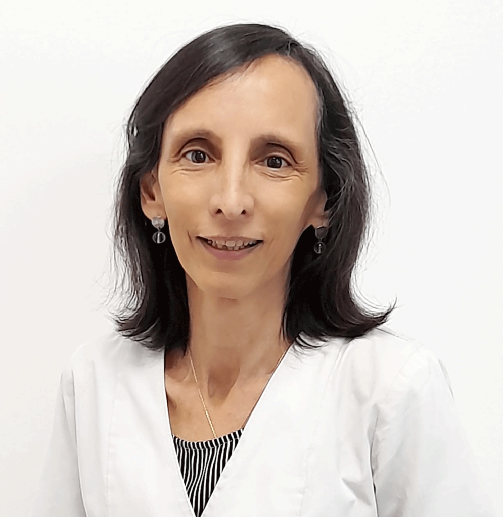 DRA. PAMELA HERNÁNDEZ SALAS Médico Universidad de Concepción, Pediatría Universidad de Chile, Inmunología Clínica Conacem